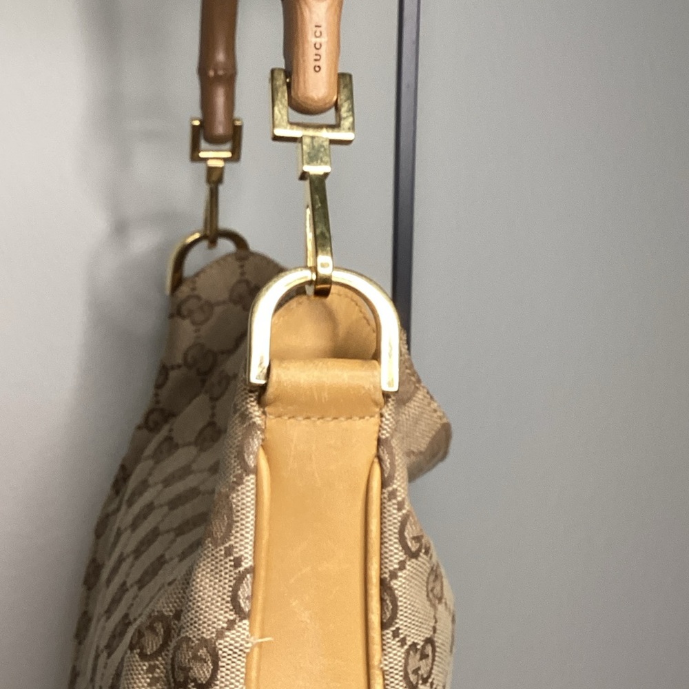 Gucci Tan and Brown Monogram Shoulder Bag - Picture 9 of 15